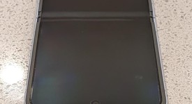 Good
													Samsung Galaxy Z Flip6 - Unlocked, Blue, 512 GB, 12 GB, SM-F741U1, photo 5 of 12
