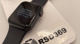 Good
													Apple Watch Series 4 40mm - Unlocked, Gray, A1975 - Cellular, Aluminum, photo 2 of 6