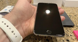 Mint
													Apple iPhone 6S Plus - Unlocked, Grey, 32 GB, A1687, photo 2 of 10