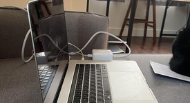 Good
													MacBook Pro 2018 (With Touch Bar) - 15" - I7, Silver, 512 GB, 16 GB, photo 1 of 15
