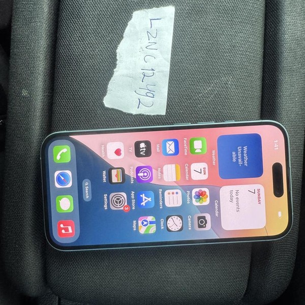 Apple iPhone 16 - Unlocked, 128 GB, Teal, A3081