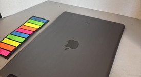 Good
													Apple iPad 9th Gen - Unlocked, Gray, 64 GB, A2603, photo 5 of 5