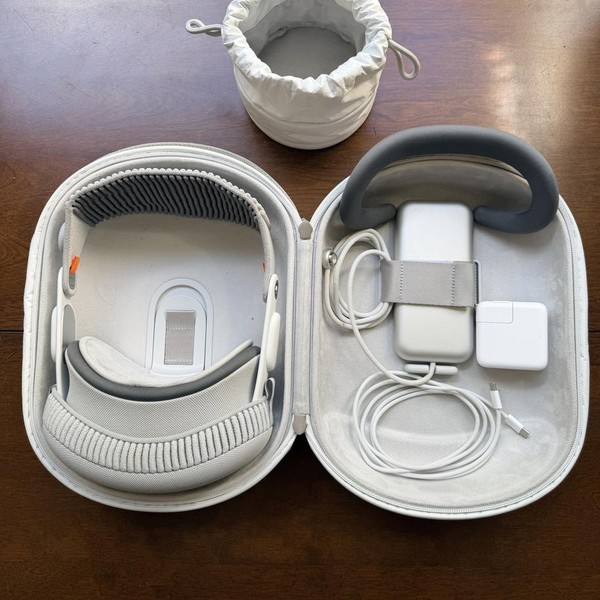 Apple Vision Pro - 1 TB