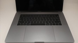 Good
													MacBook Pro 2016 (With Touch Bar) - 15" - Gray, 1 TB, 16 GB, photo 2 of 15