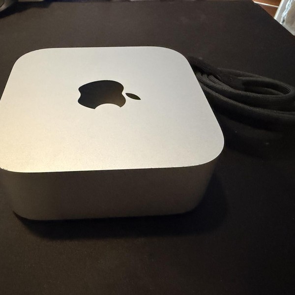 Mac Mini 2024 - 256 GB, 16 GB, Apple M4