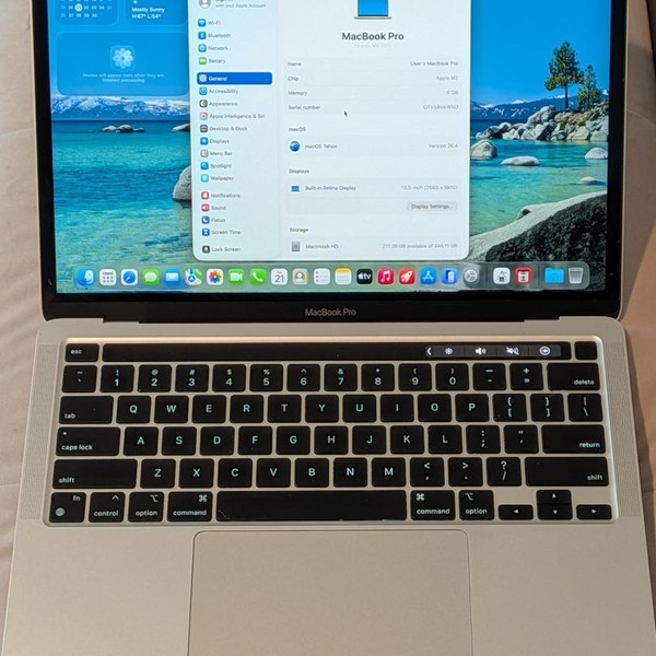 MacBook Pro 2022 - 13 inch - 256 GB, Silver, 8 GB, Apple M2