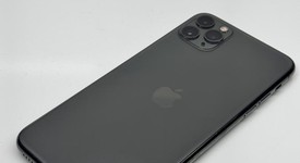 Fair
													Apple iPhone 11 Pro Max - Unlocked, Gray, 256 GB, A2161, photo 4 of 5
