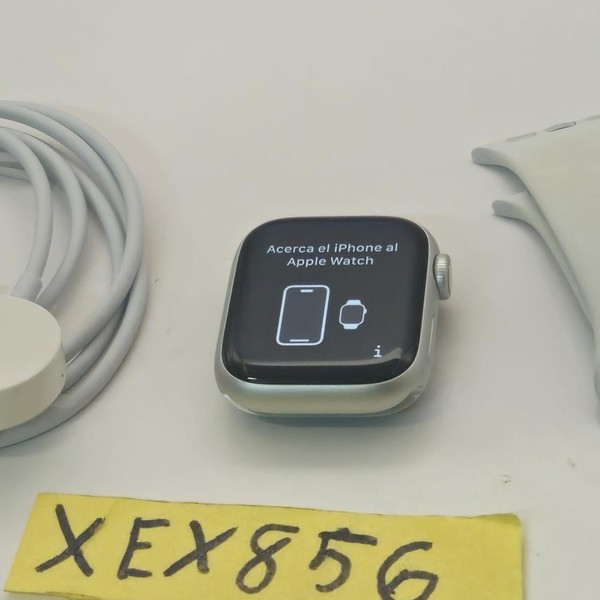 Apple Watch Series 8 41mm - Unlocked, Silver, A2772 - Cellular, Aluminum