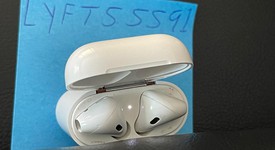 Used
													Apple AirPods 2nd Gen - Lightning Case, photo 1 of 5
