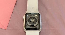 Good
													Apple Watch Series 5 40mm - Silver, A2092 - GPS, Aluminum, photo 3 of 6