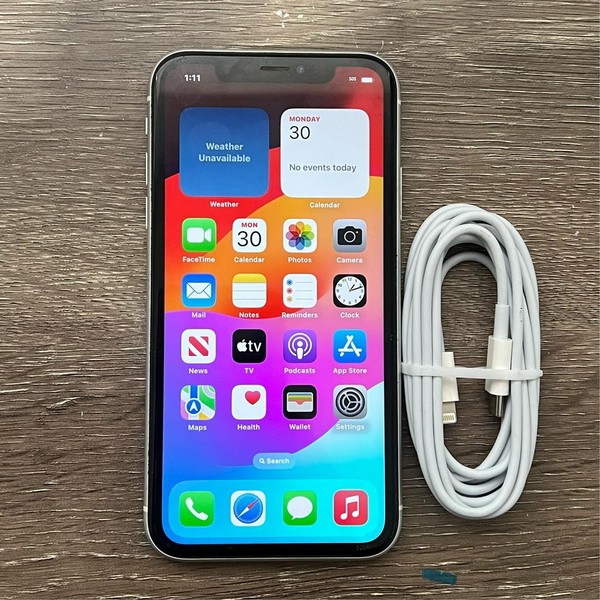 Apple iPhone Xr - Unlocked, 64 GB, White, A1984