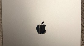 Mint
													Apple iPad Air 13" (M3) 2025 - Wi-Fi, Starlight, 128 GB, photo 5 of 7