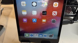 Good
													Apple iPad Mini 2 Retina - Wi-Fi, Black, 16 GB, photo 4 of 4