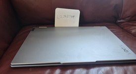 Good
													Lenovo Yoga Laptop, photo 2 of 10