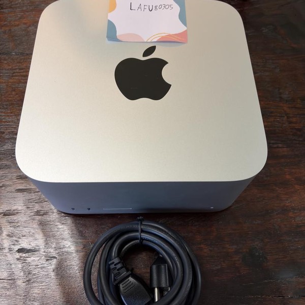 Mac Studio 2022 - 512 GB, 32 GB, Apple M1 Max, 24 Core GPU