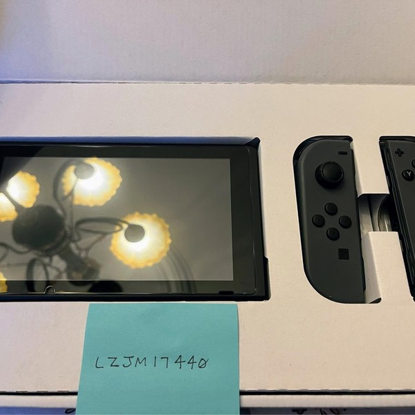 Nintendo Switch - 32 GB, Grey