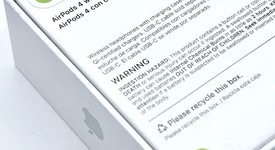 New
													Apple AirPods 4th Gen - Active Noise Cancellation, photo 1 of 8