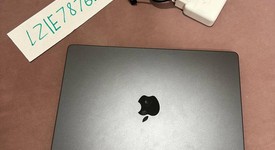 Good
													MacBook Pro Late 2023 (M3) - 14" - Apple M3 Max 16-core, Black, 2 TB, 48 GB, 40-core GPU, photo 1 of 12