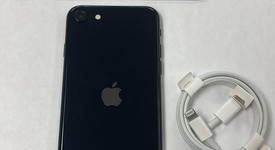 Mint
													Apple iPhone SE 3rd Gen 2022 - Unlocked, Midnight, 64 GB, A2595, photo 1 of 9