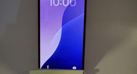 Mint
													Apple iPhone 14 - Unlocked, Red, 128 GB, A2649, photo 4 of 15