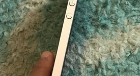 Good
													Apple iPhone SE 1st Gen 2016 - Unlocked, Grey, 16 GB, A1662, photo 4 of 7