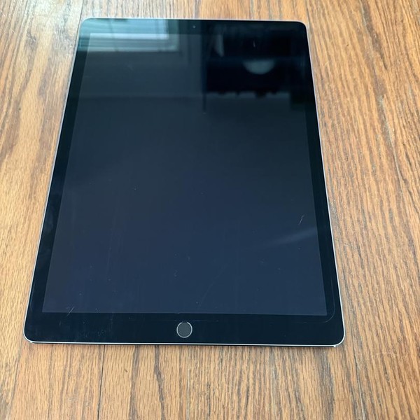 Apple iPad Pro 12.9 inch 2nd Gen 2017 - Wi-Fi, 64 GB, Gray
