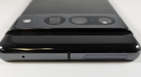 Good
													Google Pixel 7 Pro - Unlocked, Obsidian, 128 GB, 12 GB, GE2AE, photo 4 of 7
