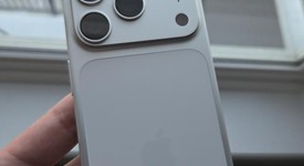 Mint
													Apple iPhone 17 Pro - Unlocked, Silver, 256 GB, A3256, photo 2 of 11