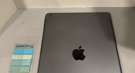 Fair
													Apple iPad 7th Gen - Wi-Fi, Gray, 32 GB, A2197, photo 3 of 6