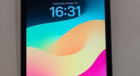 Good
													Apple iPad 6th Gen - Unlocked, Gray, 32 GB, A1954, photo 3 of 3