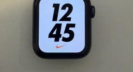 Good
													Apple Watch SE 1st Gen 40mm - Gray, A2351 - GPS, Nike, photo 2 of 6