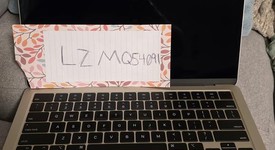 Good
													MacBook Air 2022 - 13" - Apple M2, Starlight, 1 TB, 16 GB, photo 2 of 5