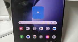 Good
													Samsung Galaxy Z Fold4 5G - T-Mobile, Beige, 256 GB, 12 GB, SM-F936U, photo 2 of 3