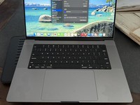 MacBook Pro 2023 - 16"