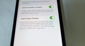 Good
													Apple iPhone Xr - Unlocked, Black, 64 GB, A1984, photo 3 of 4