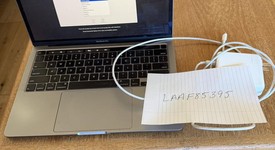 Good
													MacBook Pro 2020 - 13" - I5, Silver, 512 GB, 16 GB, photo 5 of 7