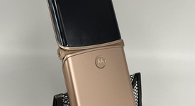 Good
													Motorola Razr 2 5G - T-Mobile, Gold, 256 GB, 8 GB, XT2071-5, photo 5 of 7