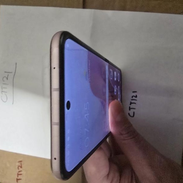 Motorola Razr (2025) - Unlocked, 256 GB, Pink, 8 GB