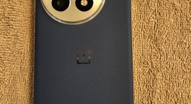 Mint
													OnePlus 13 - Unlocked, Midnight Ocean, 512 GB, 16 GB, photo 4 of 14