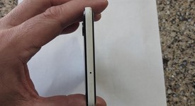 Good
													Google Pixel 2 XL - Verizon, Black & White, 64 GB, Verizon Edition, photo 2 of 8