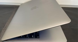 Good
													MacBook Air 2018 - 13" - I5, Gray, 256 GB, 16 GB, photo 5 of 8