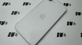 Mint
													Apple iPhone 16e - Unlocked, White, 128 GB, A3212, photo 5 of 6