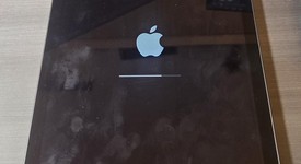 Good
													Apple iPad Air - Wi-Fi, Gray, 16 GB, photo 1 of 3