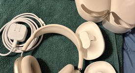 Used
													Apple AirPods Max USB-C - Starlight, photo 3 of 7