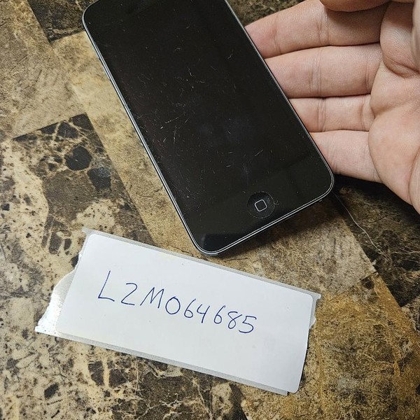 Apple iPod Touch 6th Gen - Wi-Fi, 32 GB, Gray