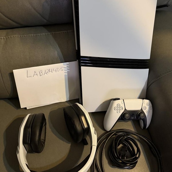 PlayStation 5 Pro (2024) - White, 2 TB