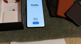 Mint
													OnePlus 13 - Unlocked, Black Eclipse, 512 GB, 16 GB, photo 1 of 9