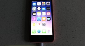 Good
													Apple iPhone 5C - Sprint, Red, 16 GB, A1456, photo 4 of 5