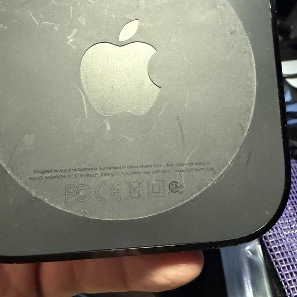 Apple TV HD 4th Gen (2015) - 32 GB