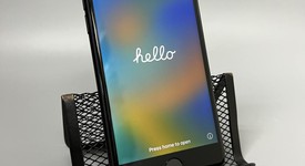 Good
													Apple iPhone SE 3rd Gen 2022 - Unlocked, Midnight, 64 GB, A2595, photo 1 of 4